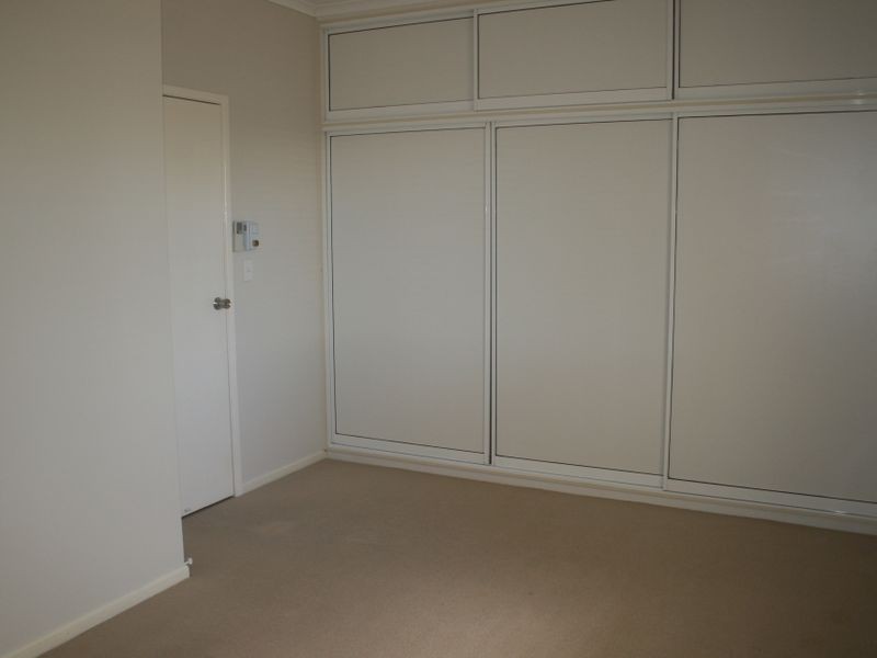 15 Ward Place, Emerald QLD 4720