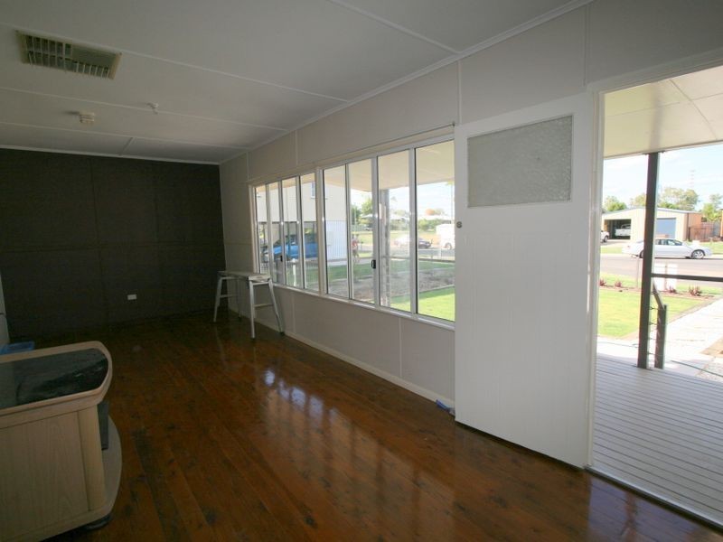 6 Rountree Drive, Emerald QLD 4720