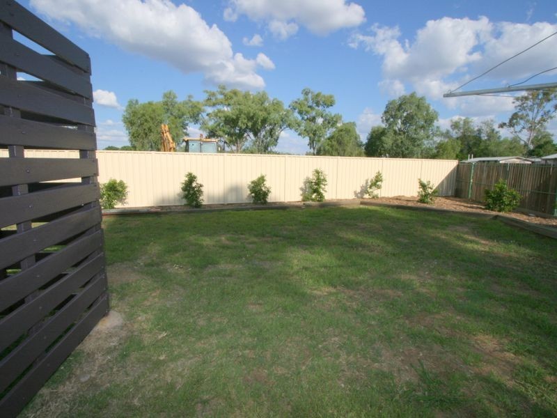 6 Rountree Drive, Emerald QLD 4720