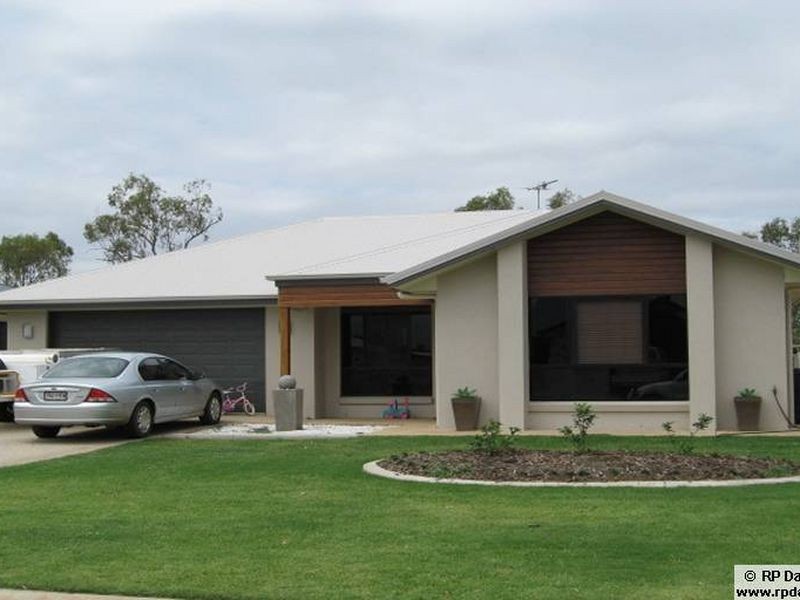 7 Carrington Place, Emerald QLD 4720