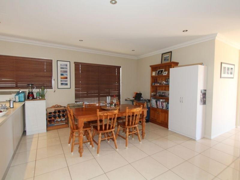 7 Carrington Place, Emerald QLD 4720