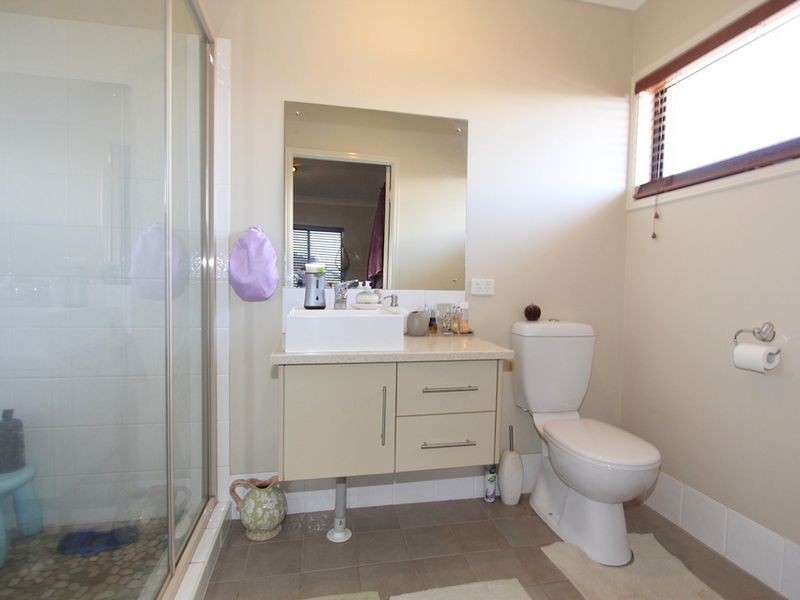 7 Carrington Place, Emerald QLD 4720