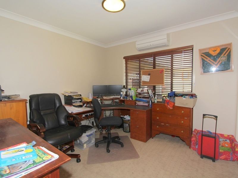 7 Carrington Place, Emerald QLD 4720