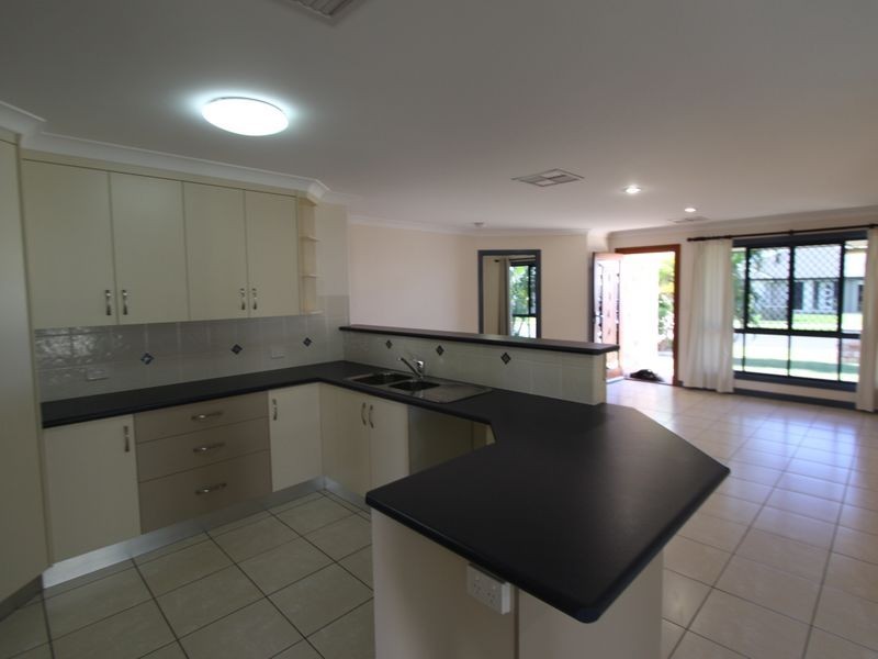 12 Saville Street, Emerald QLD 4720