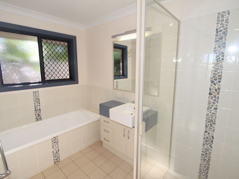 12 Saville Street, Emerald QLD 4720