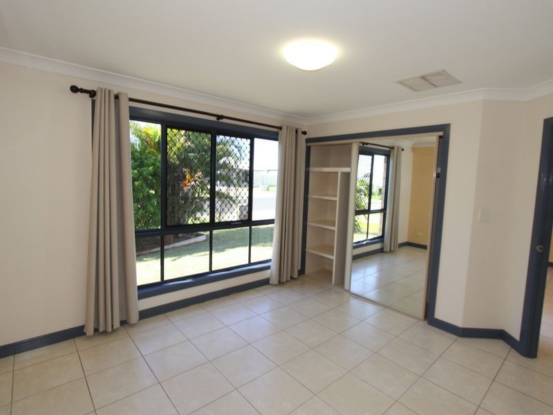 12 Saville Street, Emerald QLD 4720