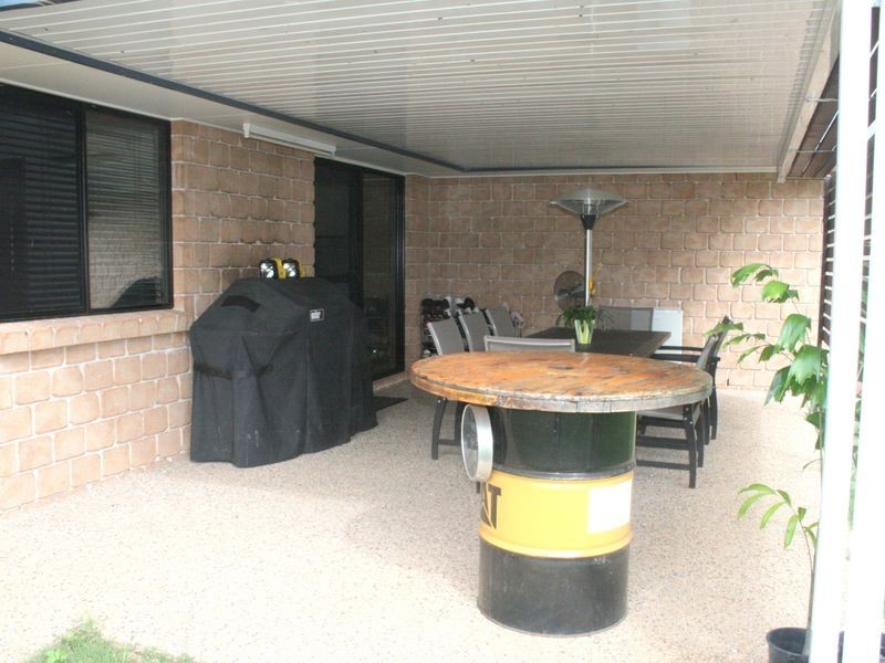 27 Berthun Street, Emerald QLD 4720