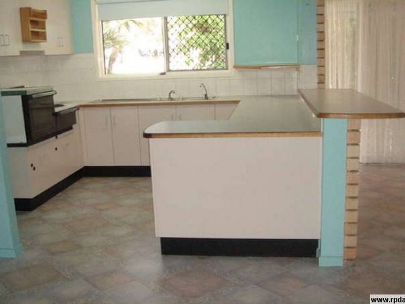 2 Roseanne Road, Emerald QLD 4720