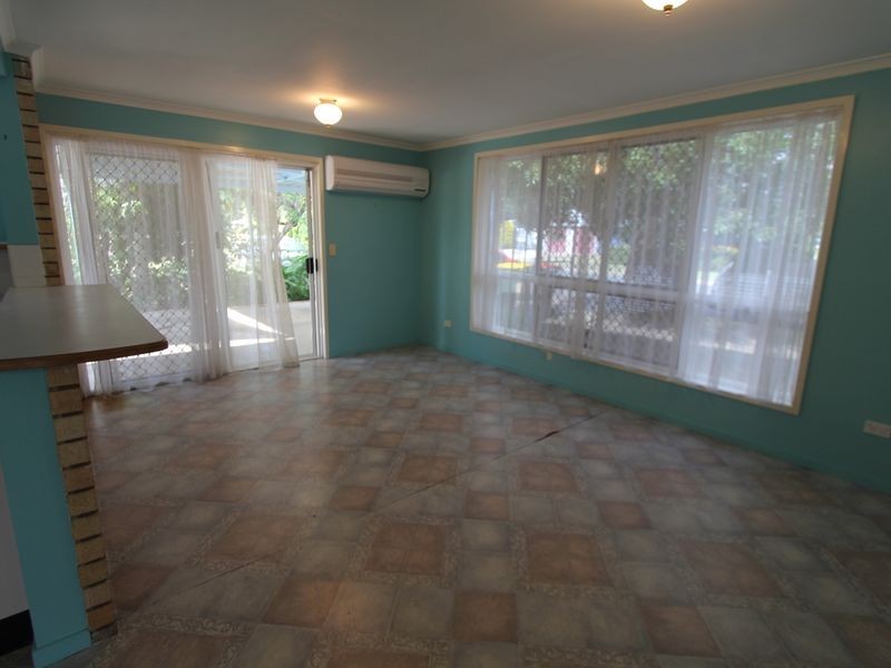 2 Roseanne Road, Emerald QLD 4720