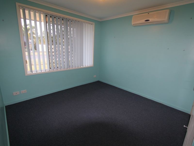 2 Roseanne Road, Emerald QLD 4720