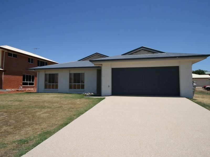 5 Yering Street, Emerald QLD 4720