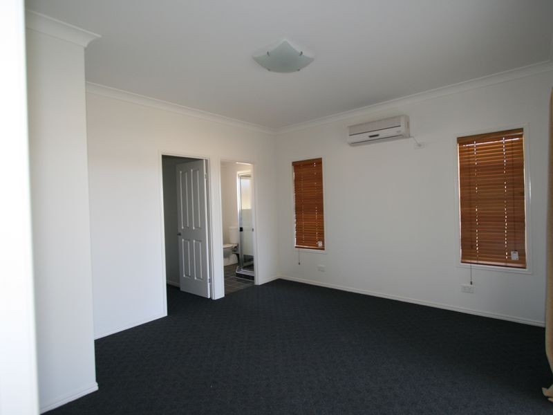 5 Yering Street, Emerald QLD 4720