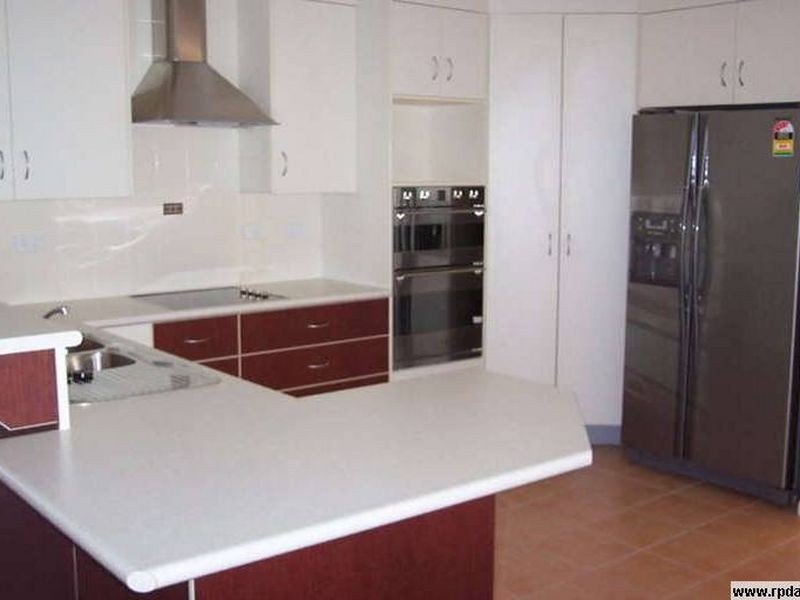 12 Staunton Street, Emerald QLD 4720