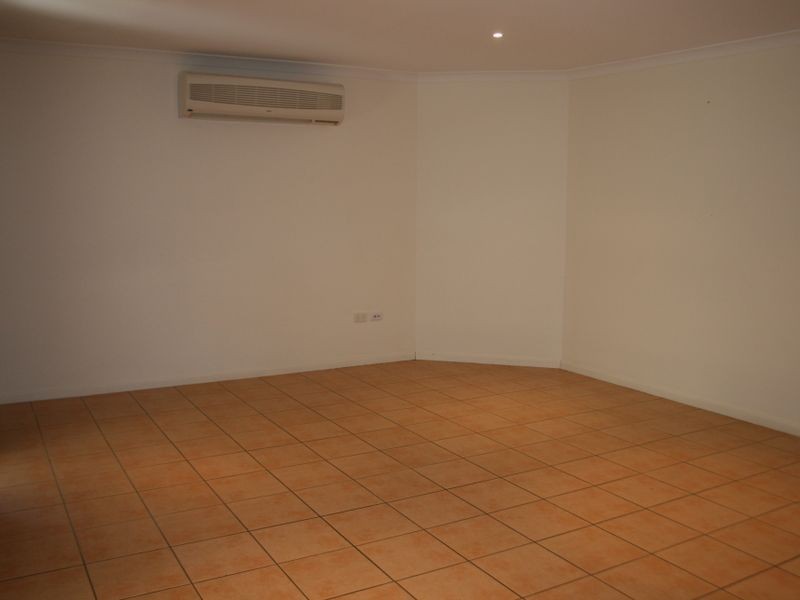 12 Staunton Street, Emerald QLD 4720