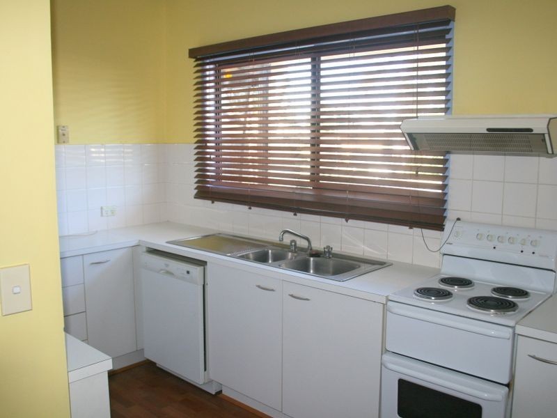 27 Bonython Drive, Emerald QLD 4720