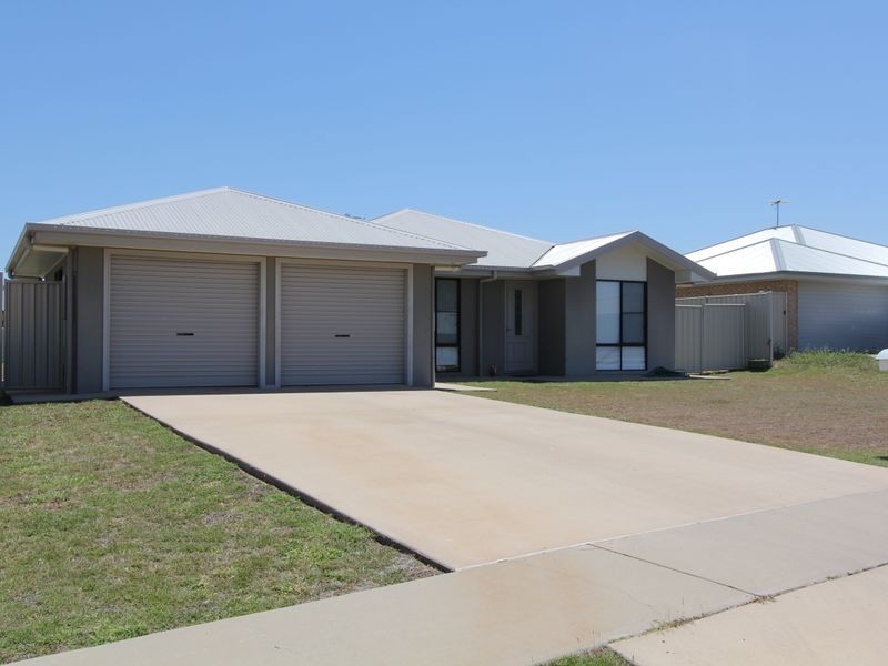 5 Mitchell Street, Emerald QLD 4720