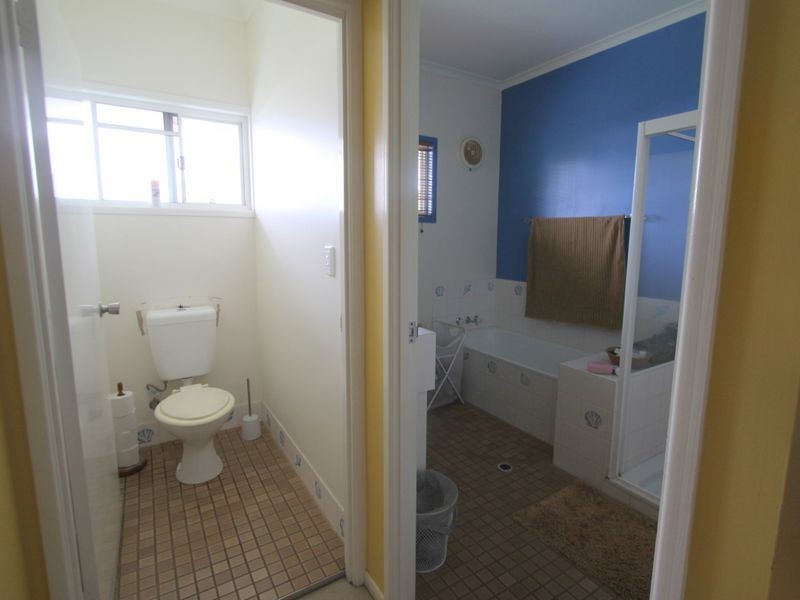 48 Park Avenue, Emerald QLD 4720