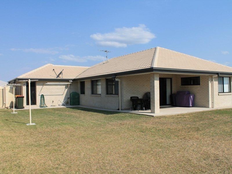 11 Mitchell Street, Emerald QLD 4720