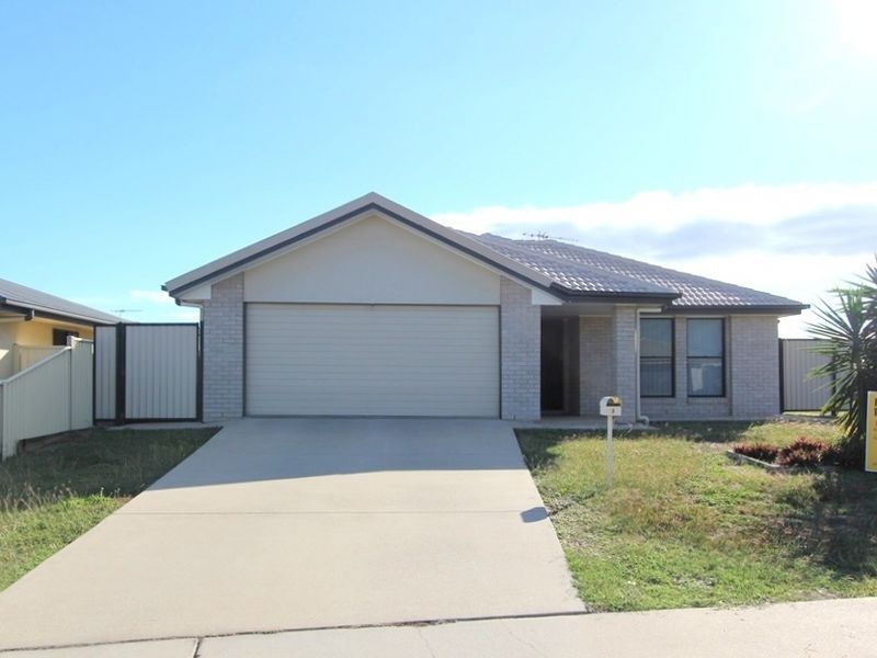 3 Mitchell Street, Emerald QLD 4720