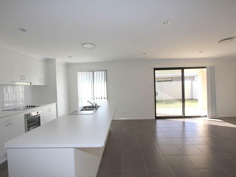 3 Mitchell Street, Emerald QLD 4720