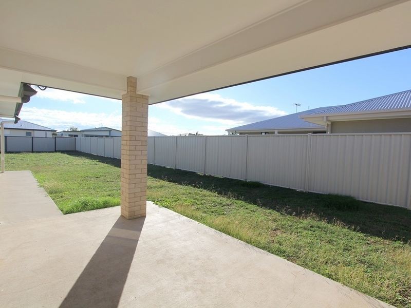 3 Mitchell Street, Emerald QLD 4720