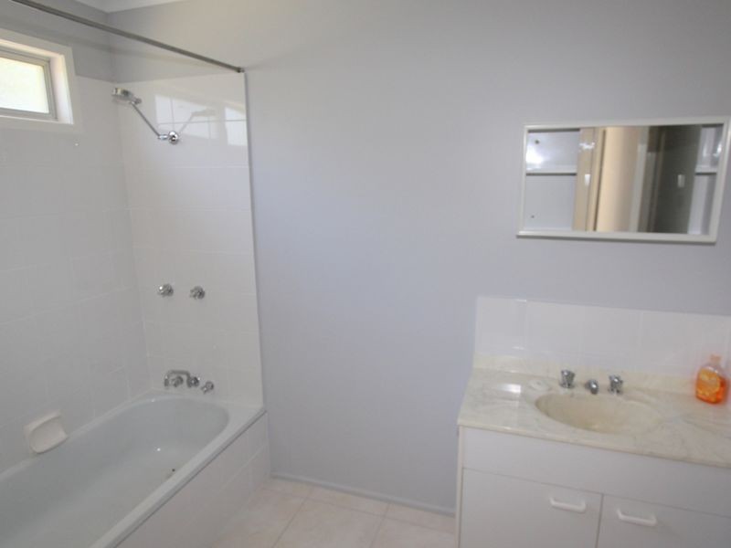 12 McLean Street, Capella QLD 4723