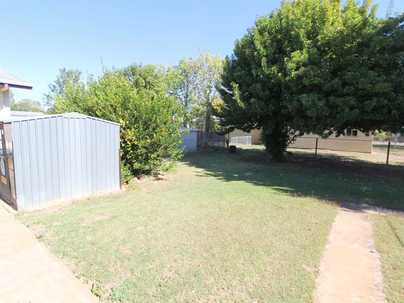 12 McLean Street, Capella QLD 4723