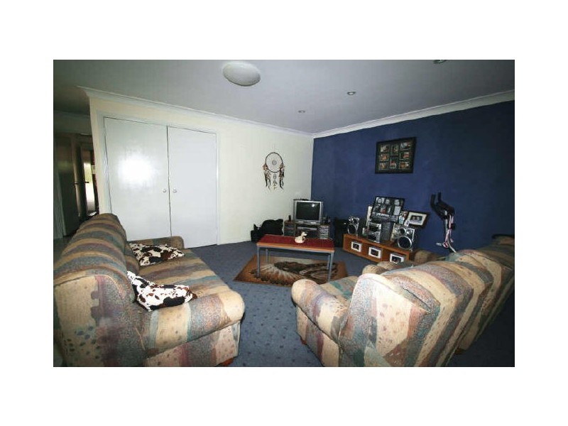 1 Morse Street, Emerald QLD 4720