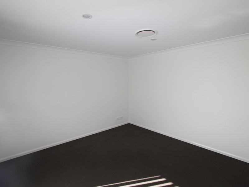 20 Mitchell Street, Emerald QLD 4720