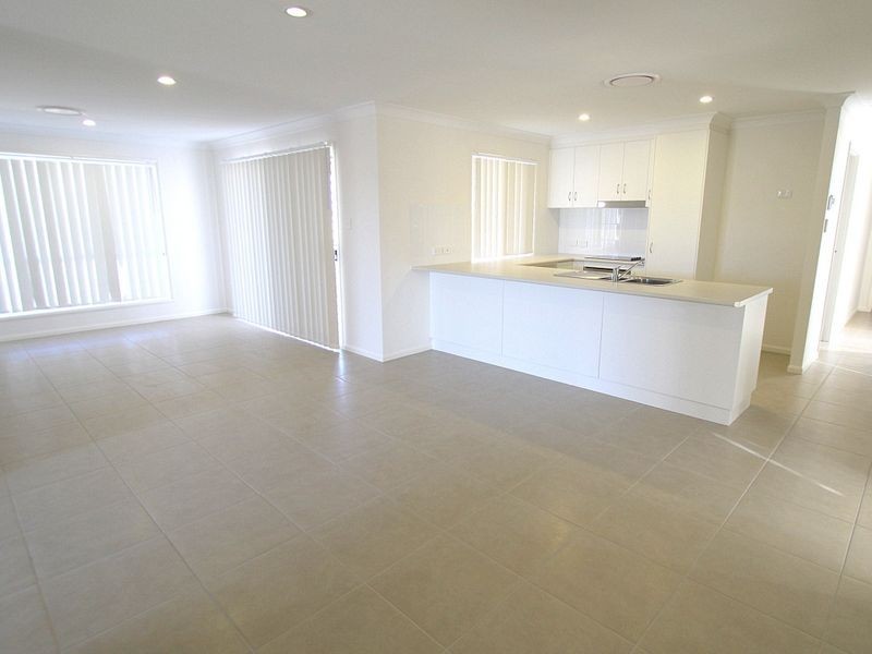 75 Mayfair Drive, Emerald QLD 4720