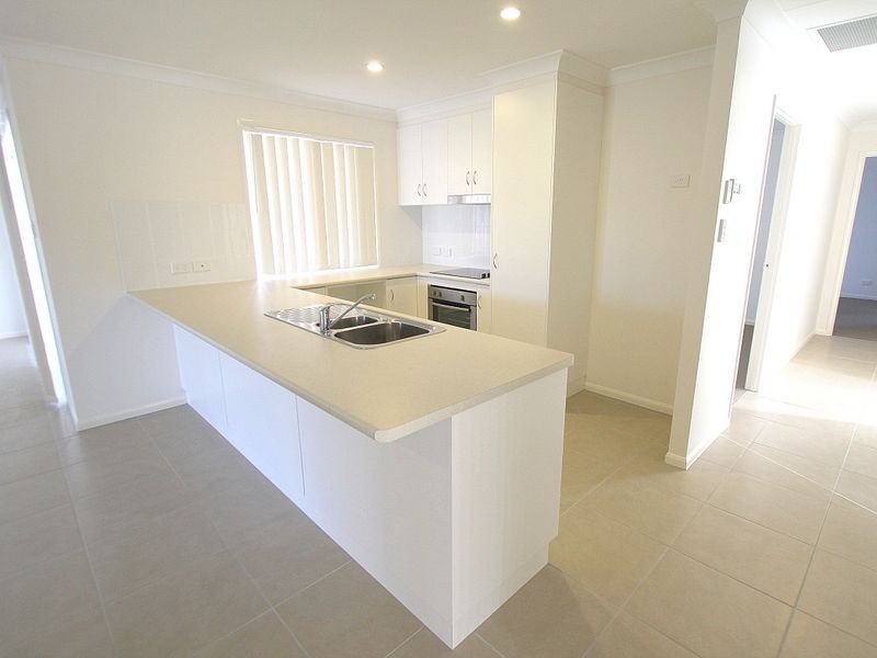 75 Mayfair Drive, Emerald QLD 4720