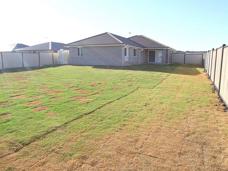 75 Mayfair Drive, Emerald QLD 4720