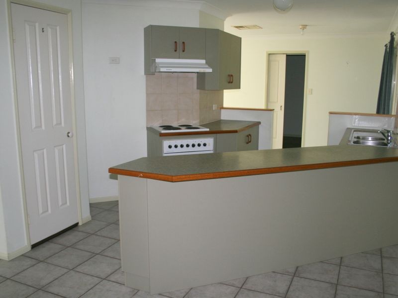 15 Baldwin Street, Emerald QLD 4720