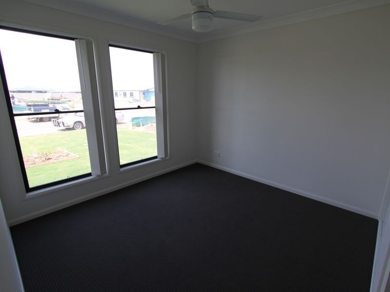 15 Newman Drive, Emerald QLD 4720