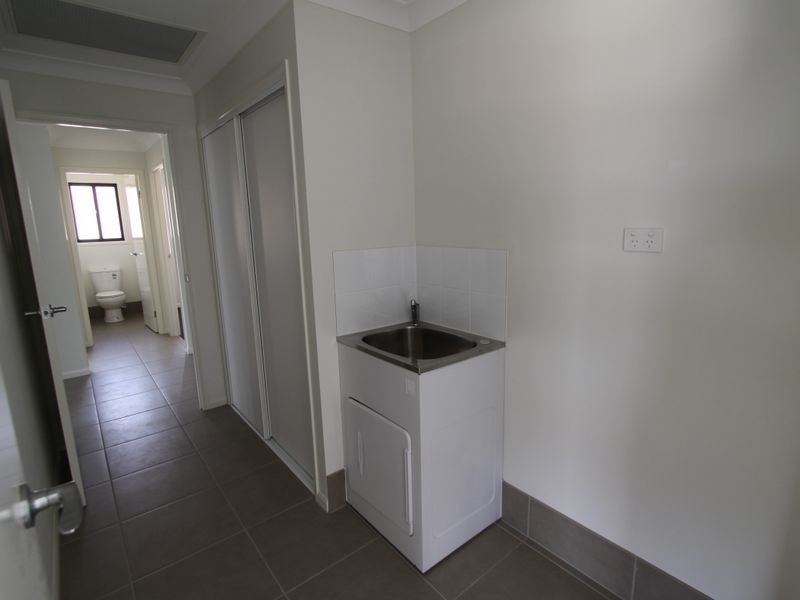 15 Newman Drive, Emerald QLD 4720