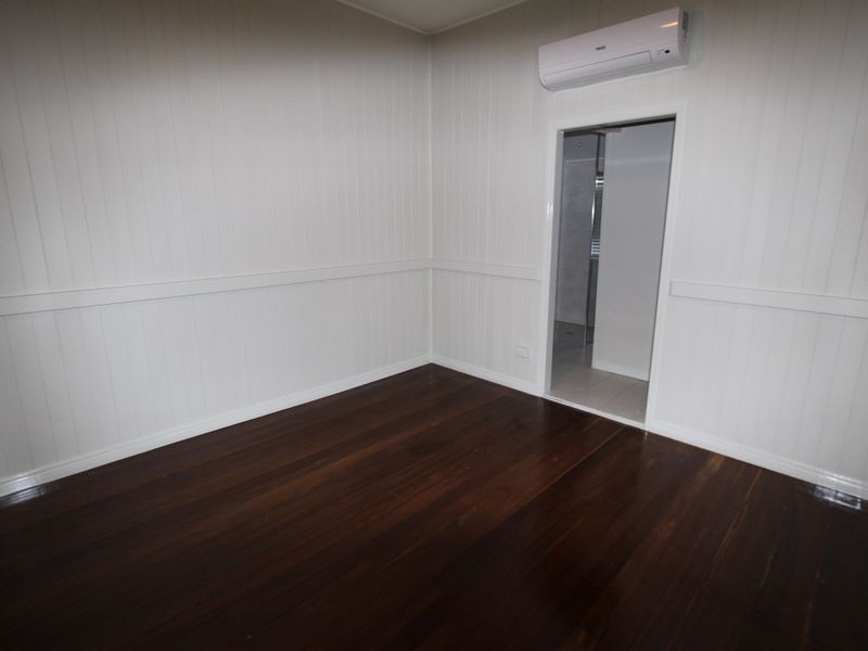 13 White Street, Emerald QLD 4720