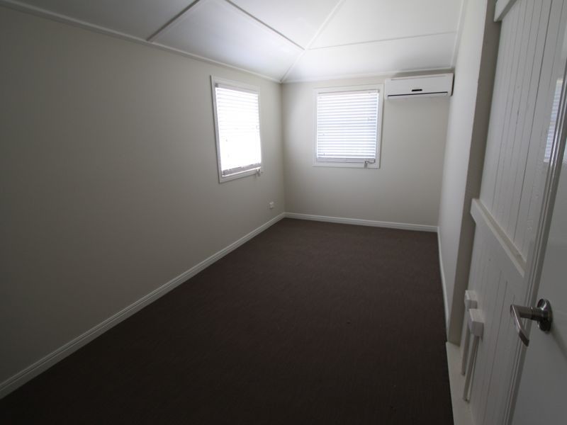 13 White Street, Emerald QLD 4720