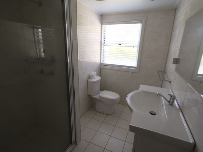 13 White Street, Emerald QLD 4720