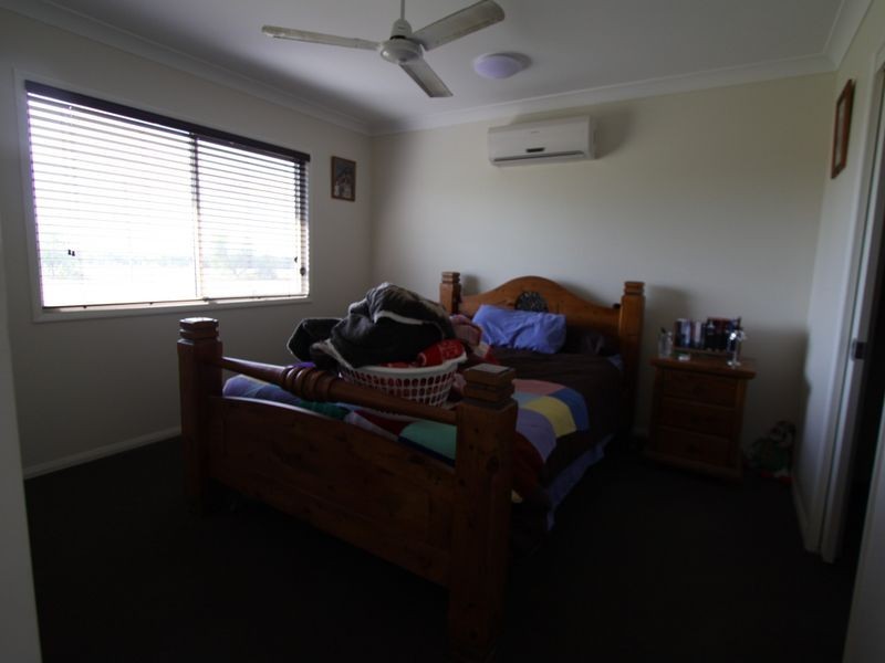 42 Gordon Street, Capella QLD 4723