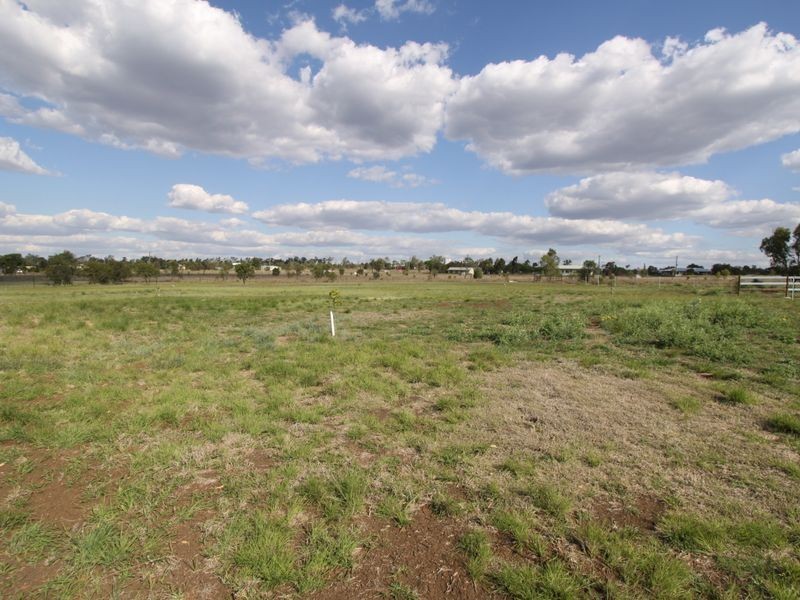 42 Gordon Street, Capella QLD 4723