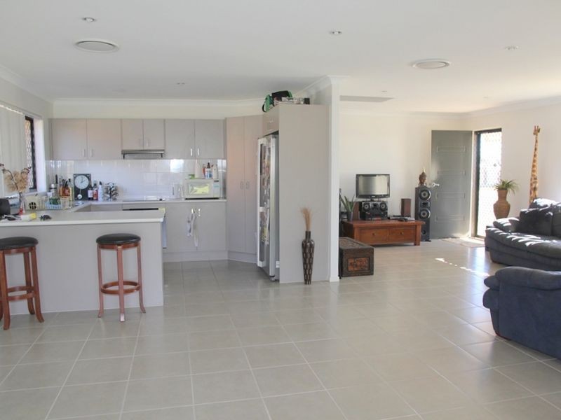 58 Lakeside Drive, Emerald QLD 4720