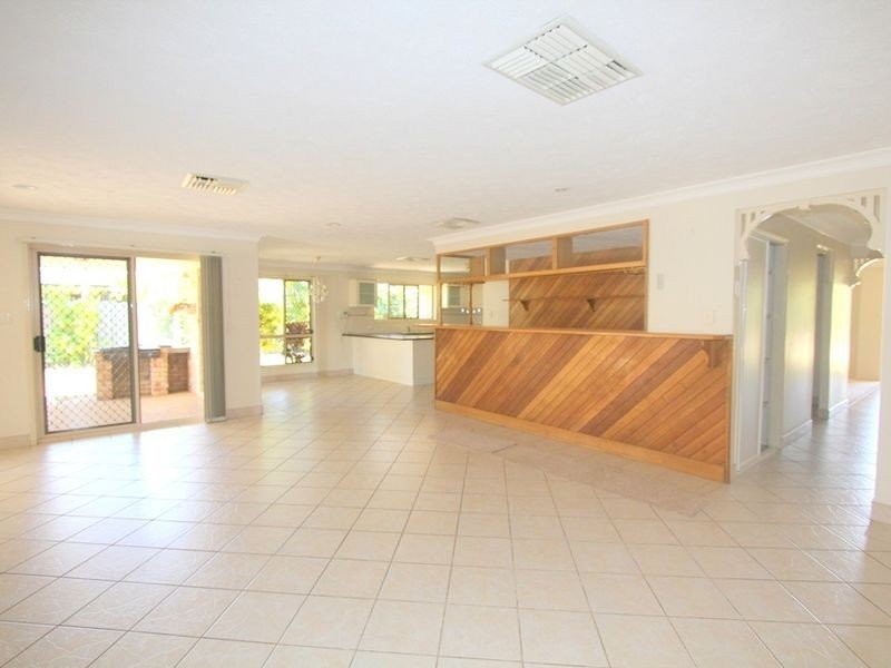 11 Tineele Place, Emerald QLD 4720
