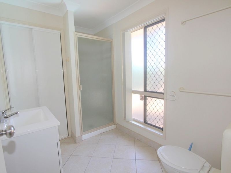 11 Tineele Place, Emerald QLD 4720