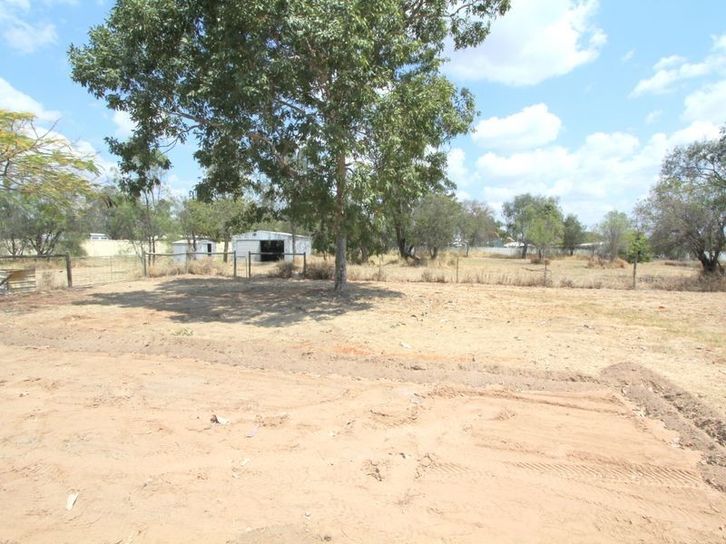 9A Andrews Road, Emerald QLD 4720