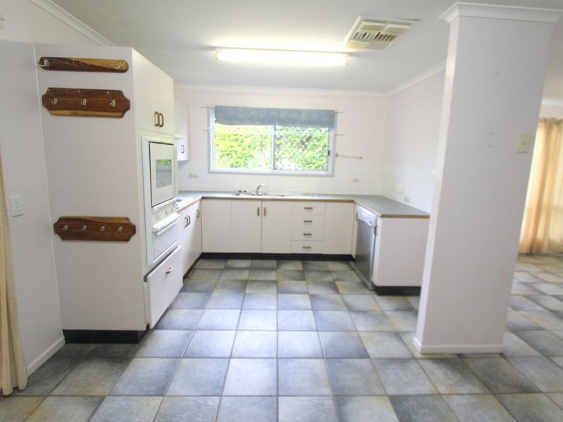 32 White Street, Emerald QLD 4720