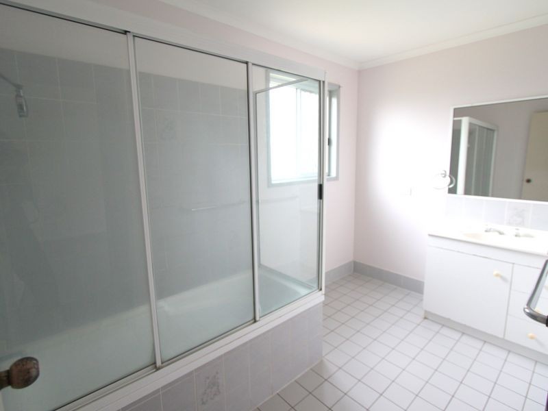 32 White Street, Emerald QLD 4720