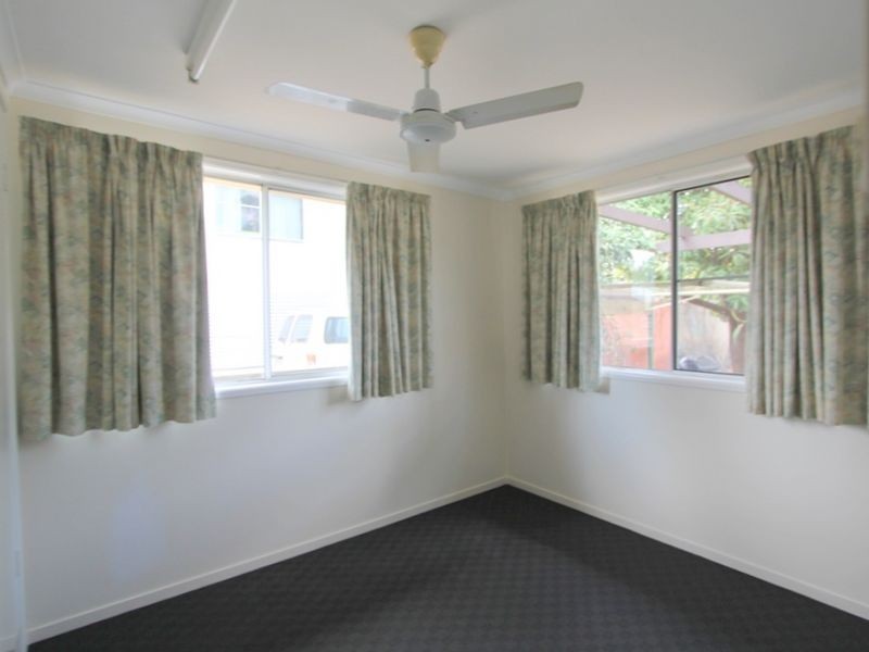 54 Baker Street, Emerald QLD 4720