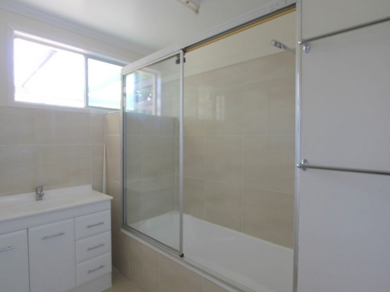 54 Baker Street, Emerald QLD 4720