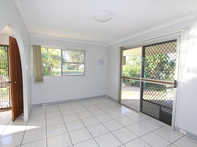 19 Sapphire Avenue, Emerald QLD 4720