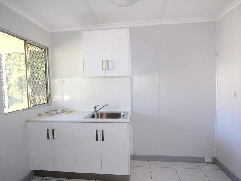 19 Sapphire Avenue, Emerald QLD 4720